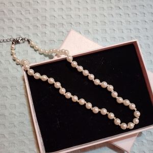 White pearl necklace
